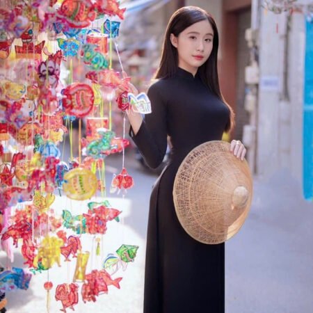 Cho Thuê Áo Dài Form Ôm Đen (Có Bigsize)