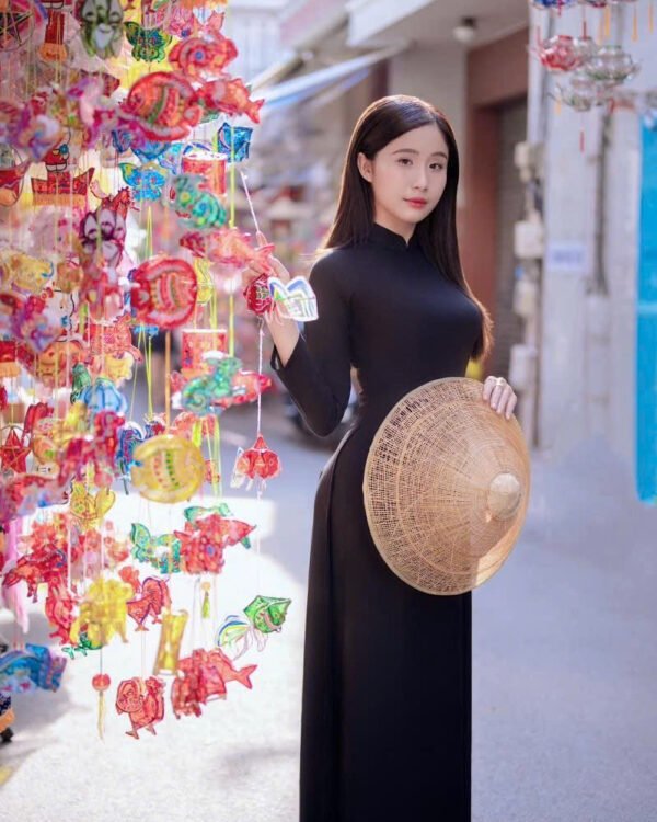 Cho Thuê Áo Dài Form Ôm Đen (Có Bigsize)