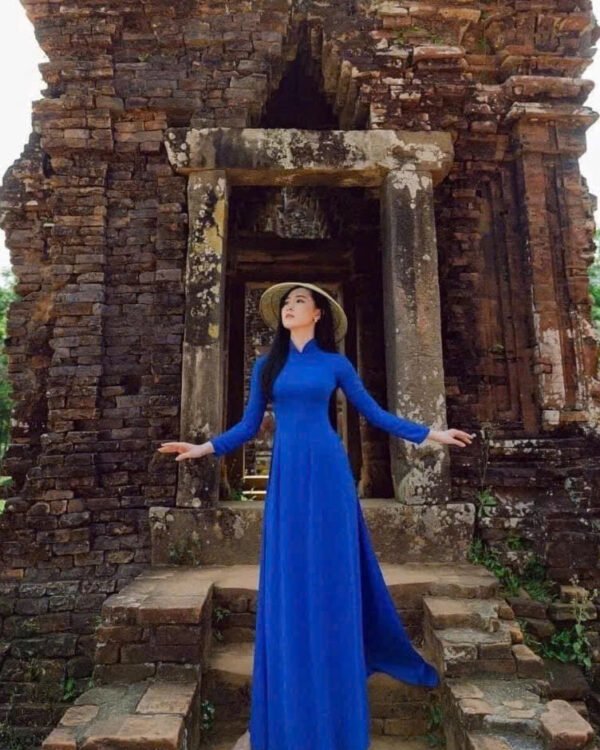 Cho Thuê Áo Dài Form Ôm Xanh Dương Đậm (Có Bigsize)