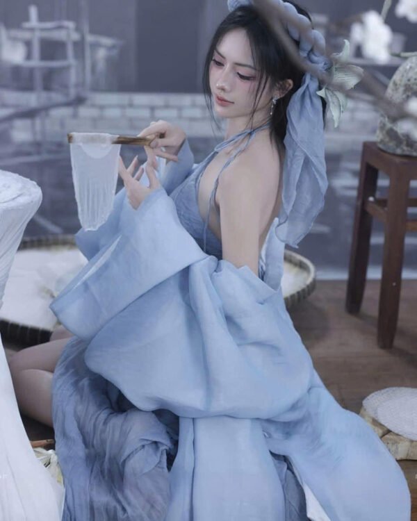 Cho Thuê Set Yếm Kèm Khoác Áo Tấc Và Khăn Vấn Xanh Dương