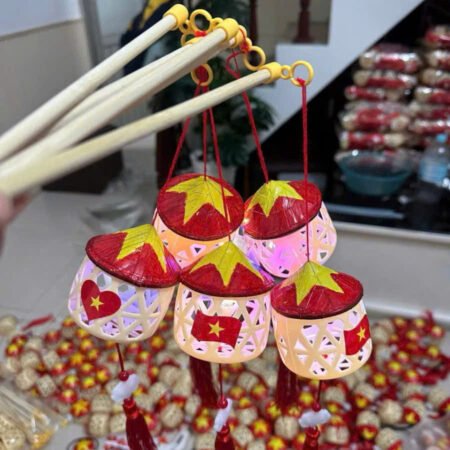 Cho Thuê Lồng Đèn Nón Lá Đỏ Sao Vàng Nhỏ