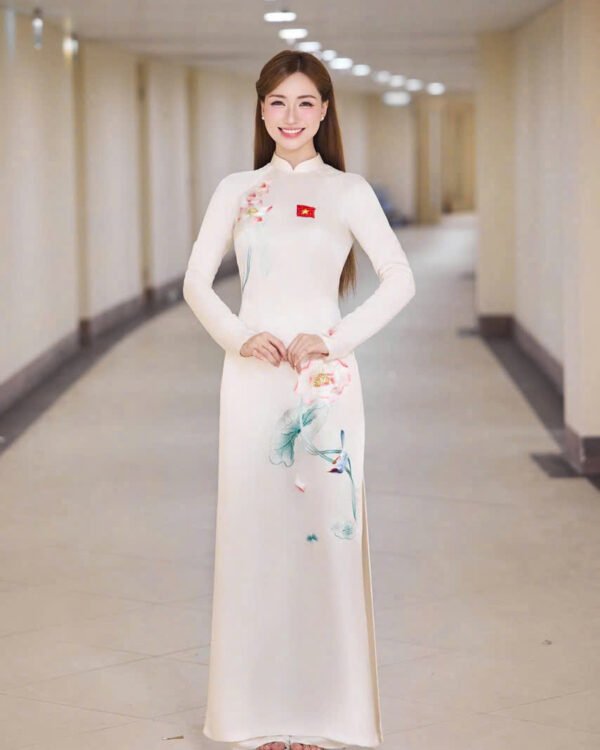 Cho Thuê Áo Dài Liên Châu Thêu Lá Cờ Trắng