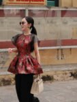 Cho Thuê Set Yếm Kiều Khuê Hoa Gấm Đỏ Đen