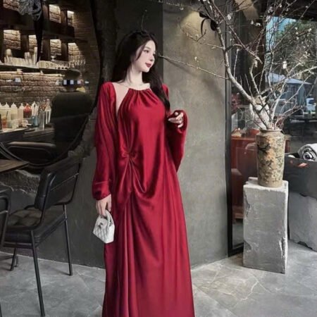 Cho Thuê Set Yếm Đỏ Lụa Trơn Kèm Khoác N.E.P