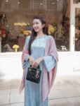 Cho Thuê Áo Dài Cổ Tròn Đính Đá Tâm Giao Xanh Dương