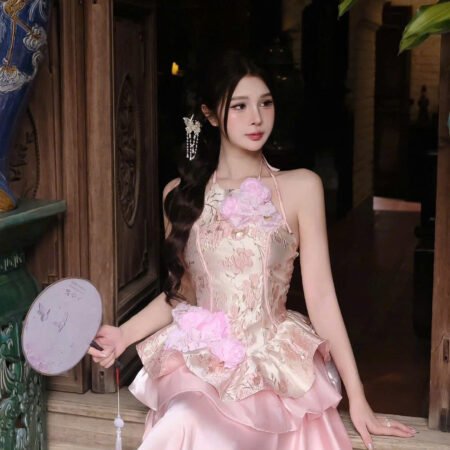 Cho Thuê Set Yếm Hoa Chân Váy Lụa N.E.P Hồng