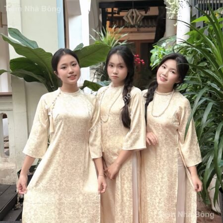 Cho Thuê Áo Dài Hoa To Viền Cổ Vàng Kem (Bưng Quả)