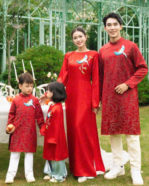 Cho Thuê Áo Dài Nữ Đỏ Thêu Chim Sẻ