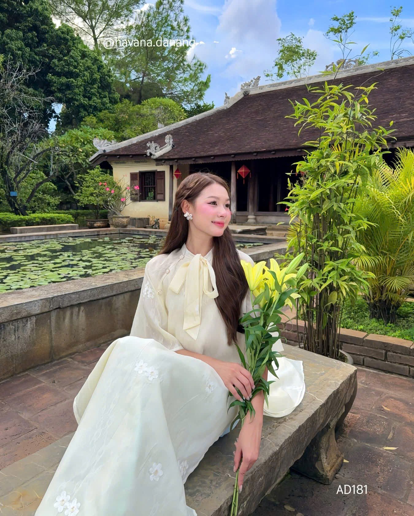 Cho Thuê Áo Dài Hoa Tuyết Mai HVN Kem