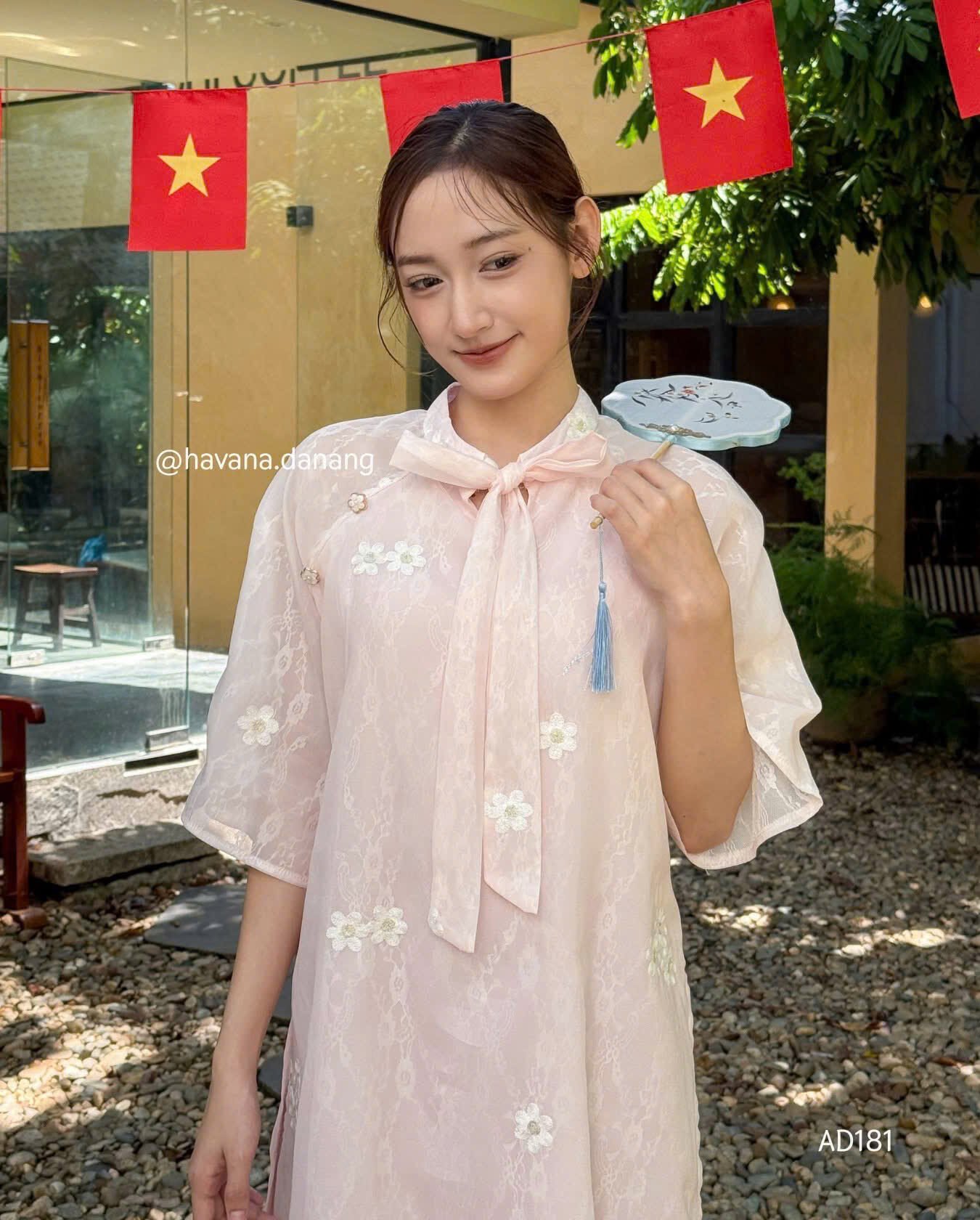 Cho Thuê Áo Dài Hoa Tuyết Mai HVN Hồng
