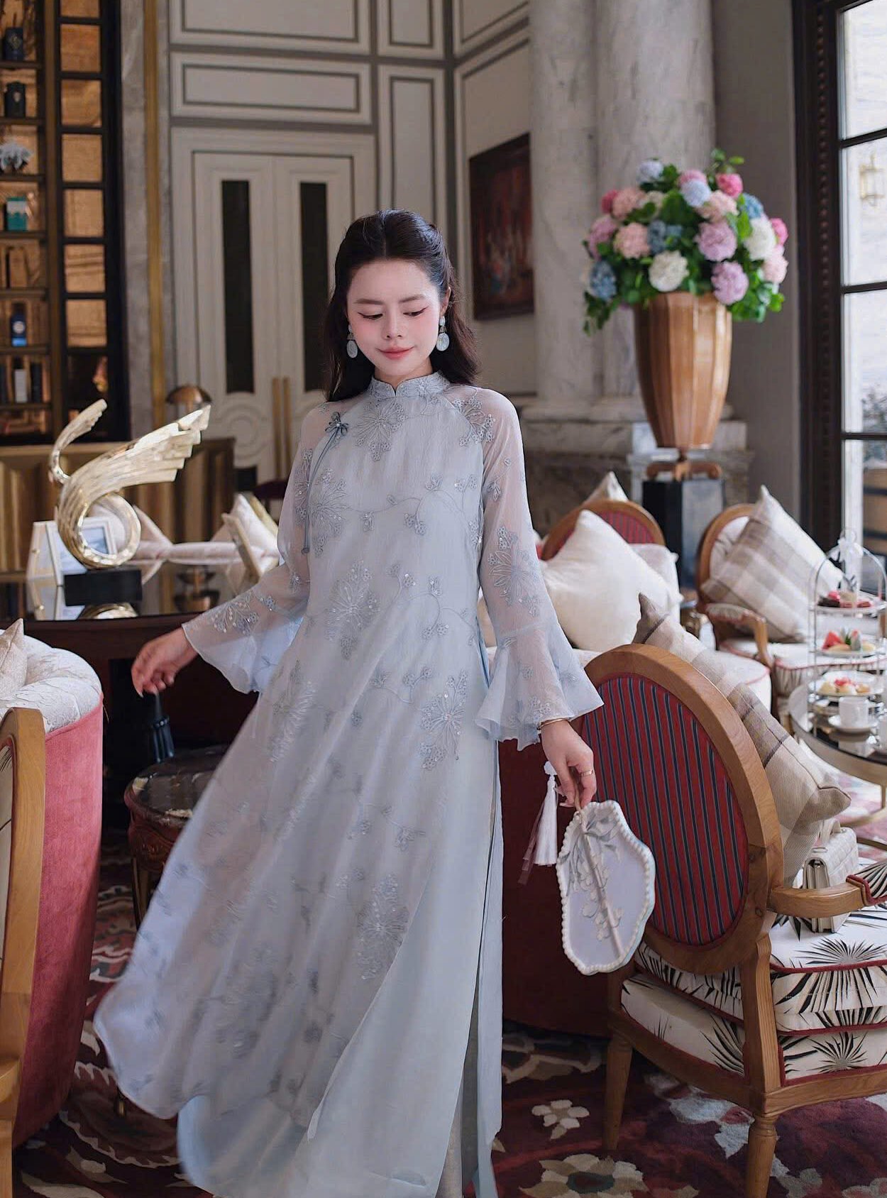 Cho Thuê Áo Dài Nữ Thêu Kim Sa Khiết Thanh