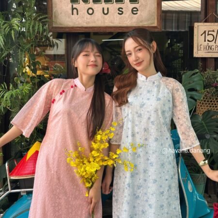 Thuê Áo Dài Nữ Hồng Nút Đỏ Hoa Nhỏ (Có Bigsize)