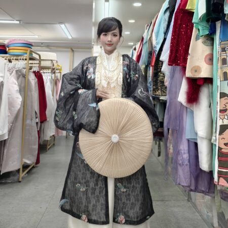 Cho Thuê Nhật Bình Nữ Voan Đen Long Phụng