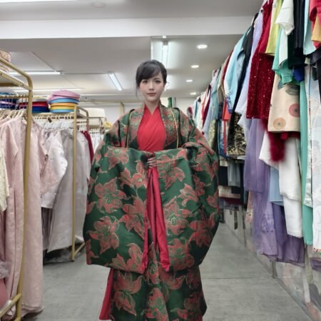 Cho Thuê Đối Khâm Nữ Xanh Hoa Văn Đỏ Tay To