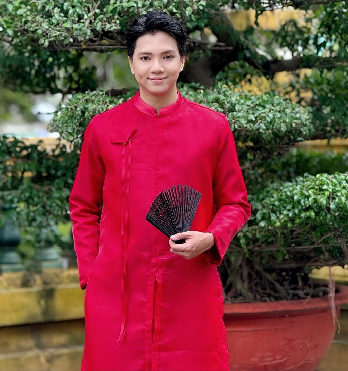 Cho Thuê Áo Dài Đỏ Voan Xẻ Tà Thắt Nơ
