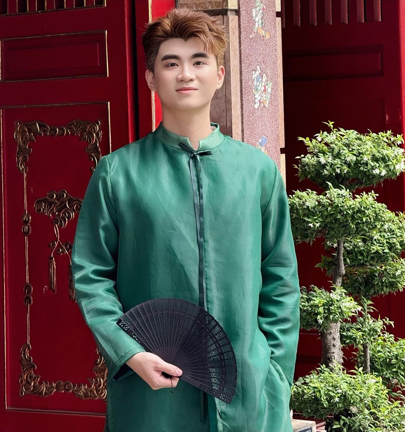 Cho Thuê Áo Dài Voan Xanh Xẻ Tà Thắt Nơ