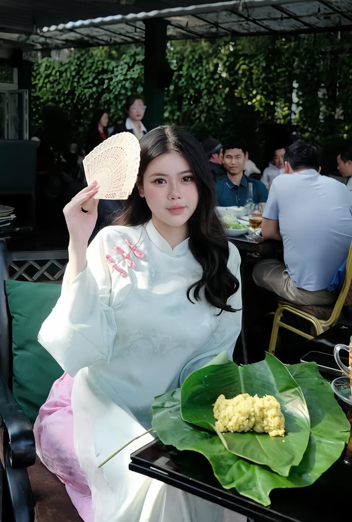Cho Thuê Áo Dài Nữ Xanh Mint Đồng Tiền 3 Nút Tàu