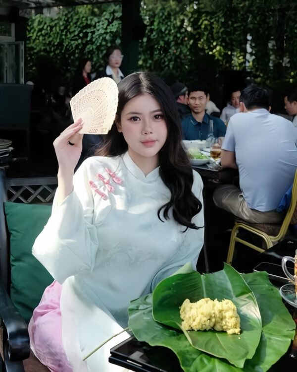 Cho Thuê Áo Dài Nữ Xanh Mint Đồng Tiền 3 Nút Tàu