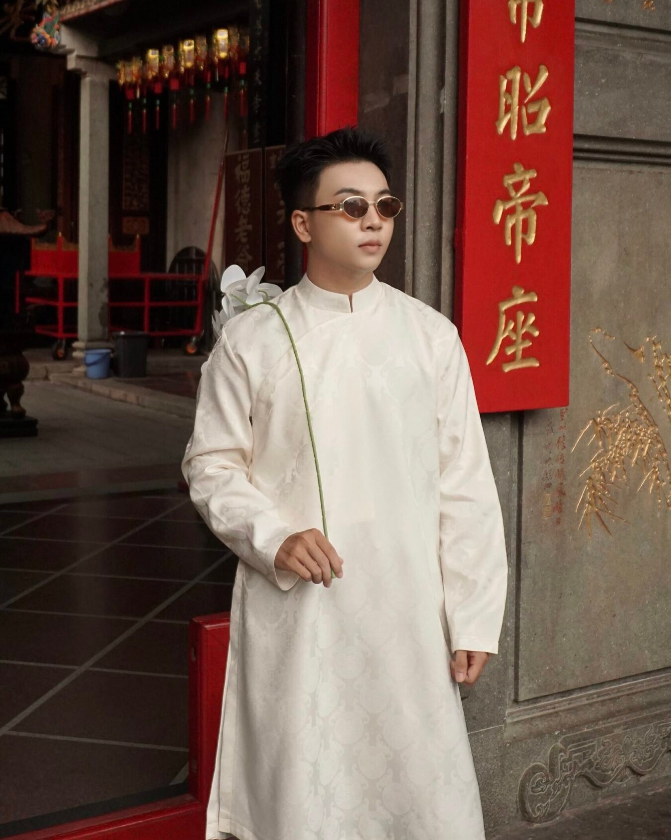 Cho Thuê Áo Dài Nam Kem Đồng Tiền Jacob Studio