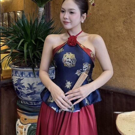 Cho Thuê  Set Yếm Gấm Xanh Cổ Buộc Đính Hoa Mono