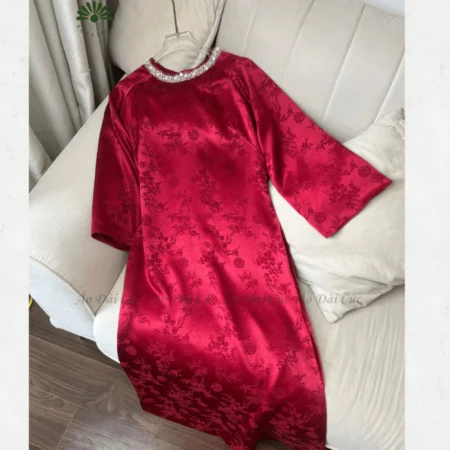 Cho Thuê Áo Dài Nữ Đỏ Cổ Tròn Đính Đá Chiêu Giao (Có Bigsize)