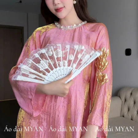 Cho Thuê Áo Dài Hồng Cổ Tròn Đính Đá Vân Yên (Có Bigsize)