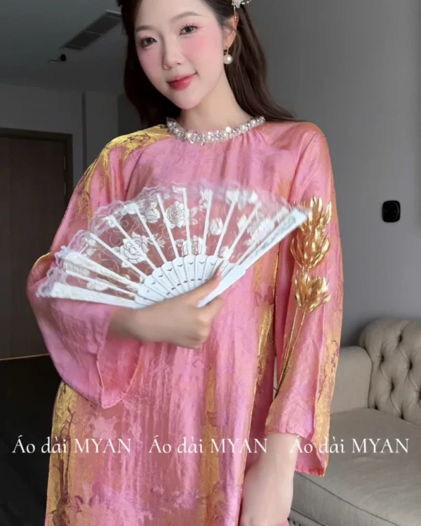 Cho Thuê Áo Dài Hồng Cổ Tròn Đính Đá Vân Yên (Có Bigsize)