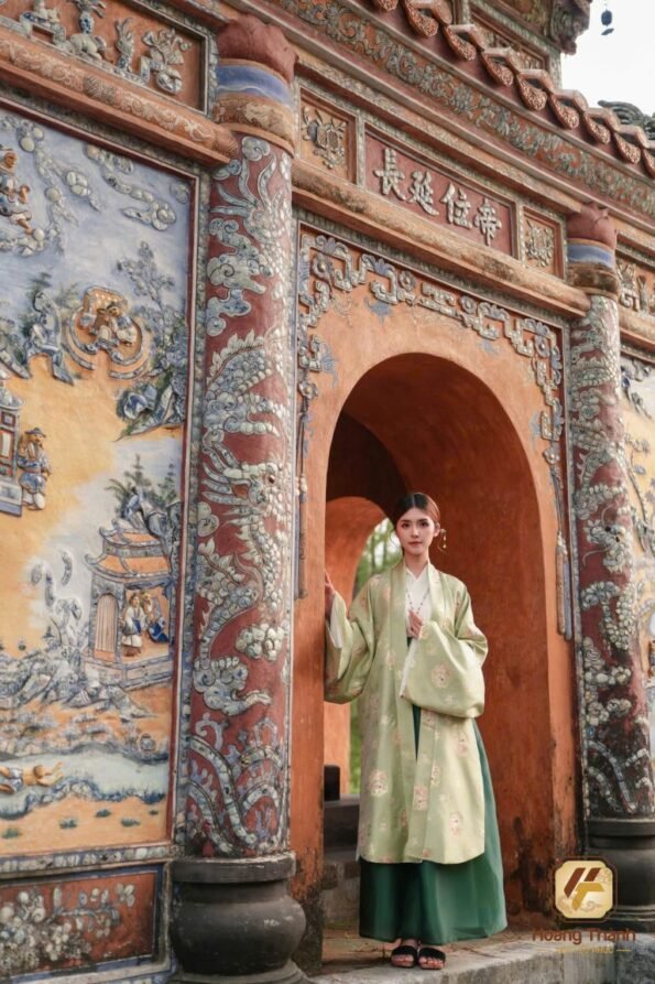 z6613739864608_dcabe17a0bd66d825b93bc5265c2e395-768×1152