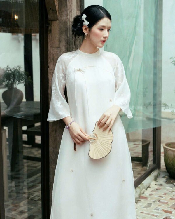 Cho Thuê Áo Dài Nữ Trắng Đính Nơ Zamy