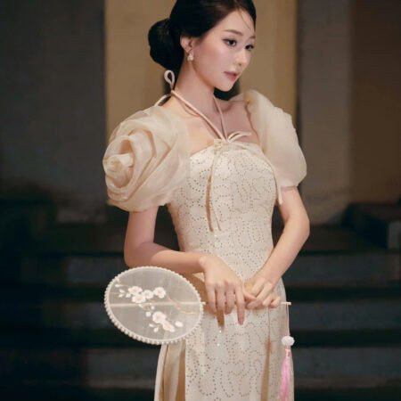 Cho Thuê Áo Dài Nữ Kim Sa Tố Như Vai Đính Hoa Hồng