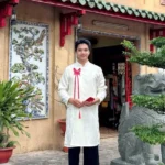 Cho Thuê Áo Dài Bưng Quả Nam Trắng Thêu Bướm Đỏ