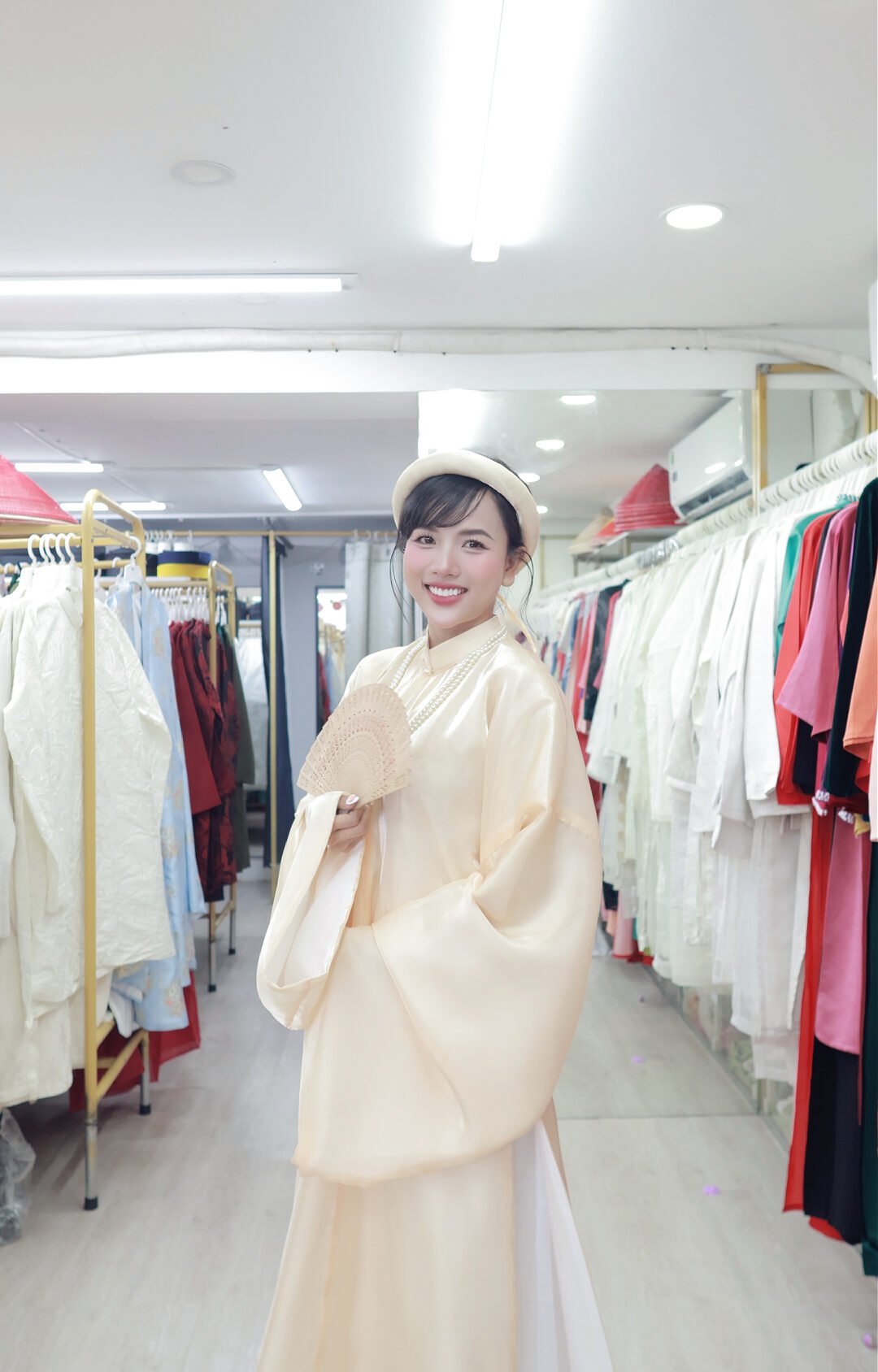 Cho Thuê Áo Tấc ( Ngũ Thân) Kem Tay Thụng ( Có bigsize)