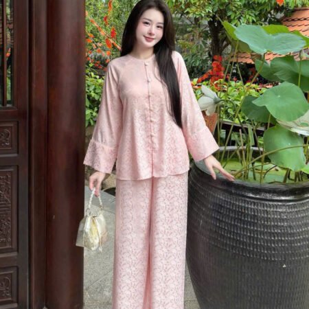 Cho Thuê Pháp Phục Hồng Gấm Nút Giữa