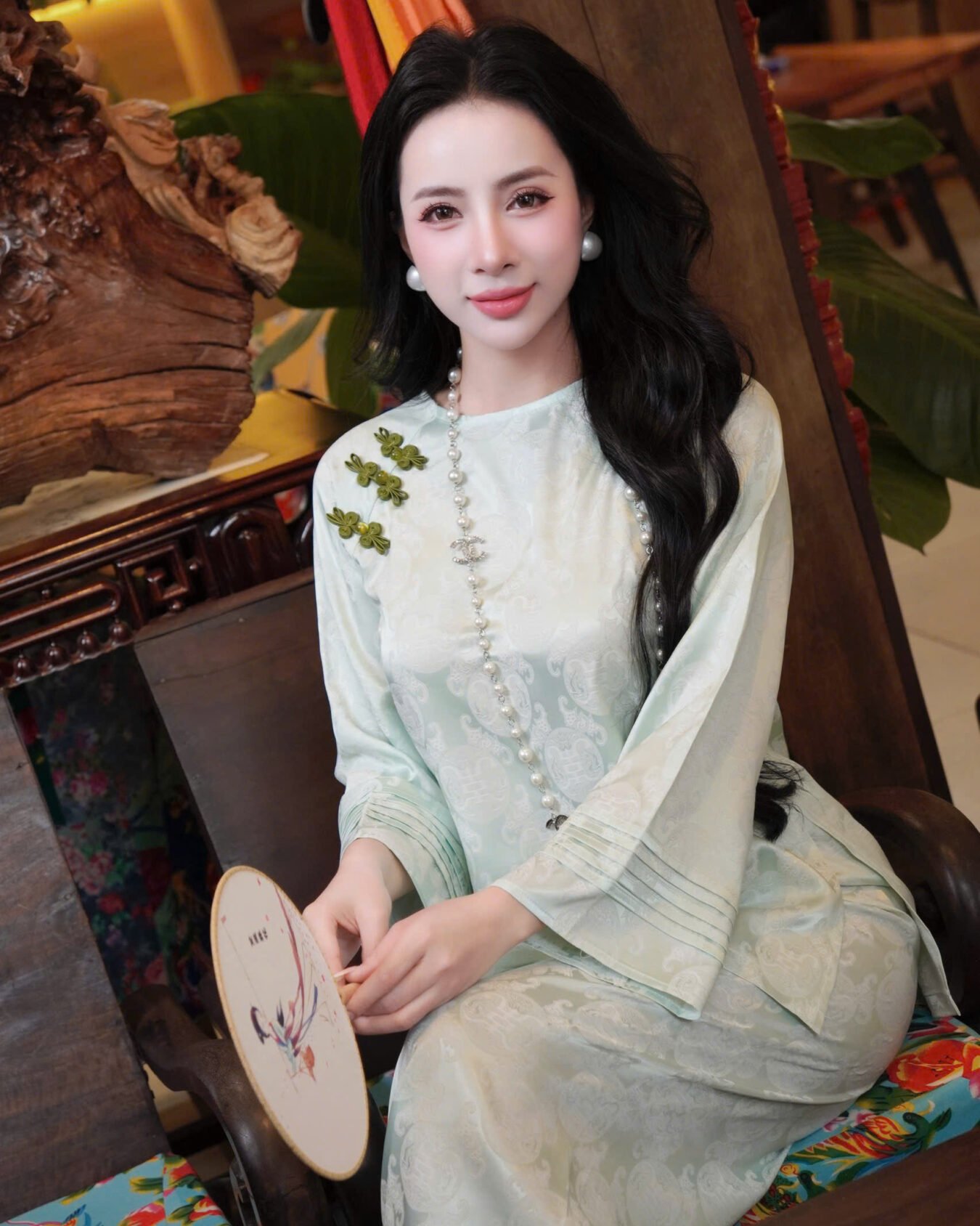 Cho Thuê Pháp Phục Xanh Gấm Đồng Tiền