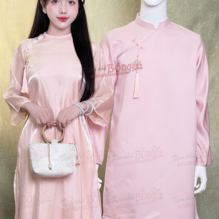 Cho Thuê Áo Dài Quả Nữ Hồng Viền Cổ 3 Nút Hoa