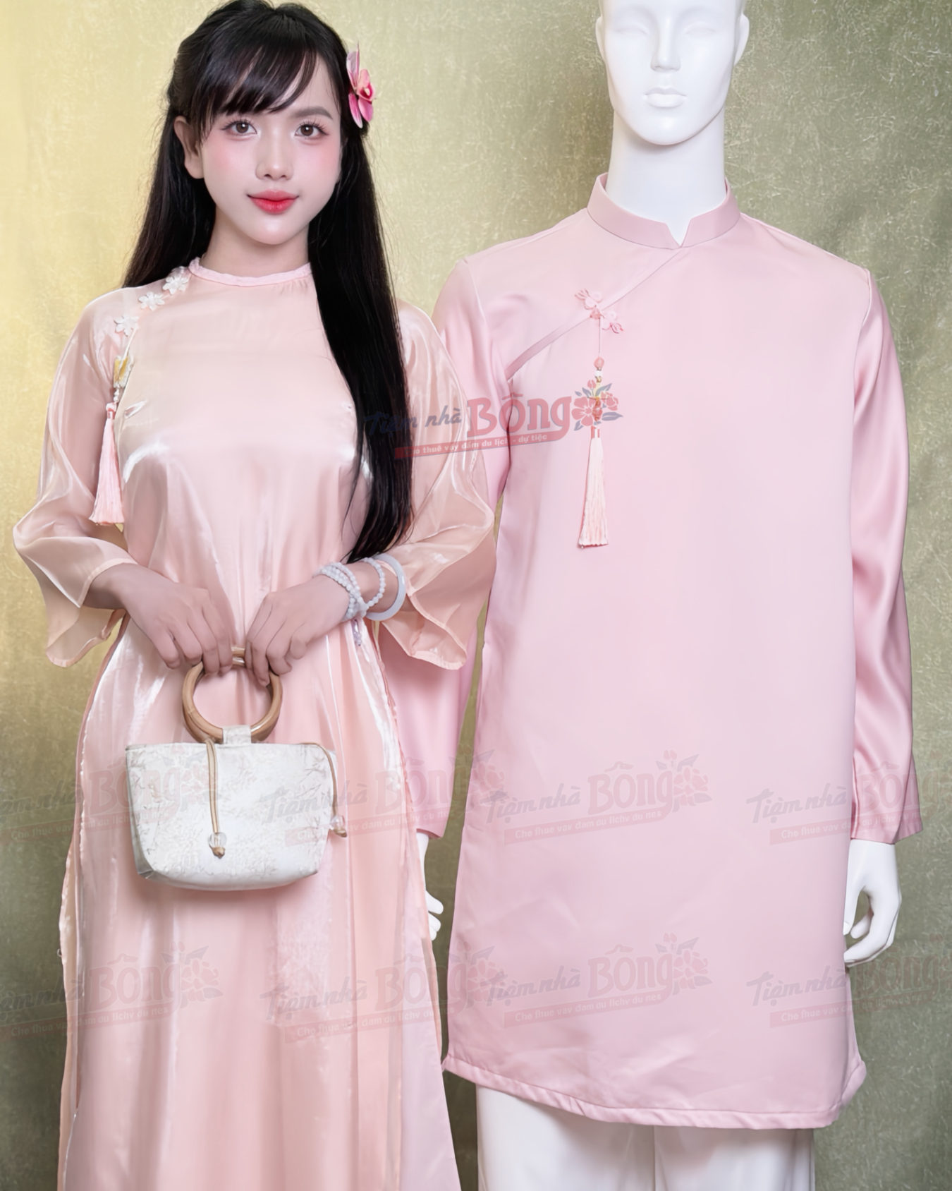 Cho Thuê Áo Dài Quả Nữ Hồng Viền Cổ 3 Nút Hoa