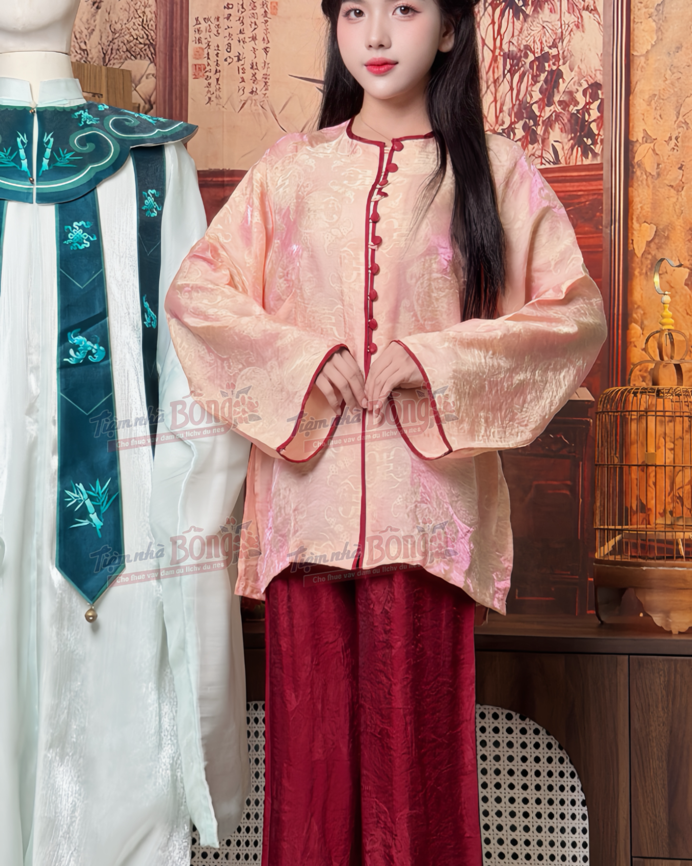 Cho Thuê Set Pháp Phục Hồng Viền Nút Đỏ