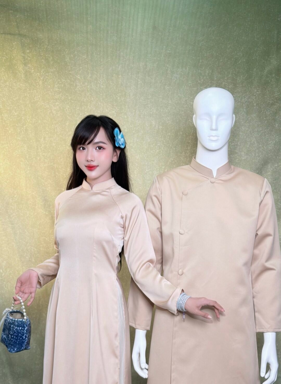 ao-dai-bung-qua-nu-kem-co-tru-tron.jpg