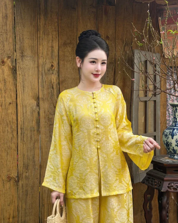 Cho Thuê Set Pháp Phục Vàng Đồng Tiền (Bigsize)