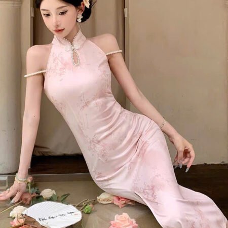 Cho Thuê Sườn Xám Hồng Cổ Ngọc Trai