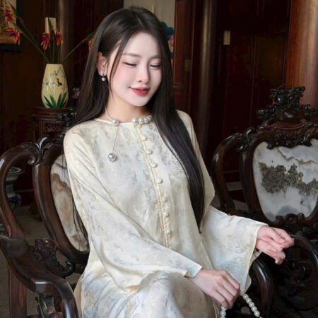Cho Thuê Set Pháp Phục Gấm Kem Đồng Tiền