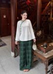 Cho Thuê Set Pháp Phục Trắng Viền Xanh Đồng Tiền