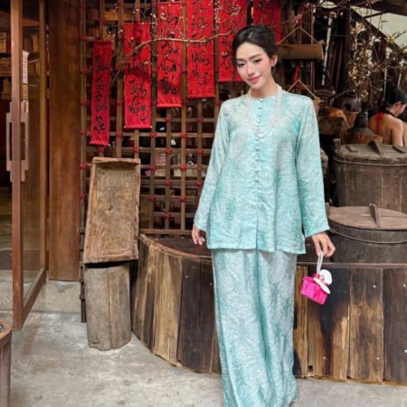 Cho Thuê Pháp Phục Nữ Xanh Ngọc Đồng Tiền Nút Giữa