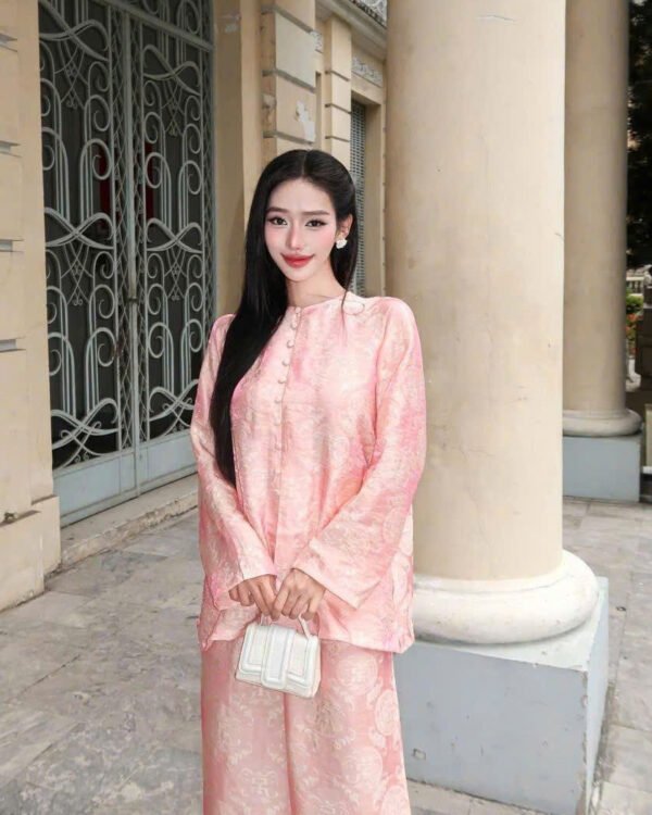 Cho Thuê Pháp Phục Nữ Hồng Cam Đồng Tiền Tơ Óng