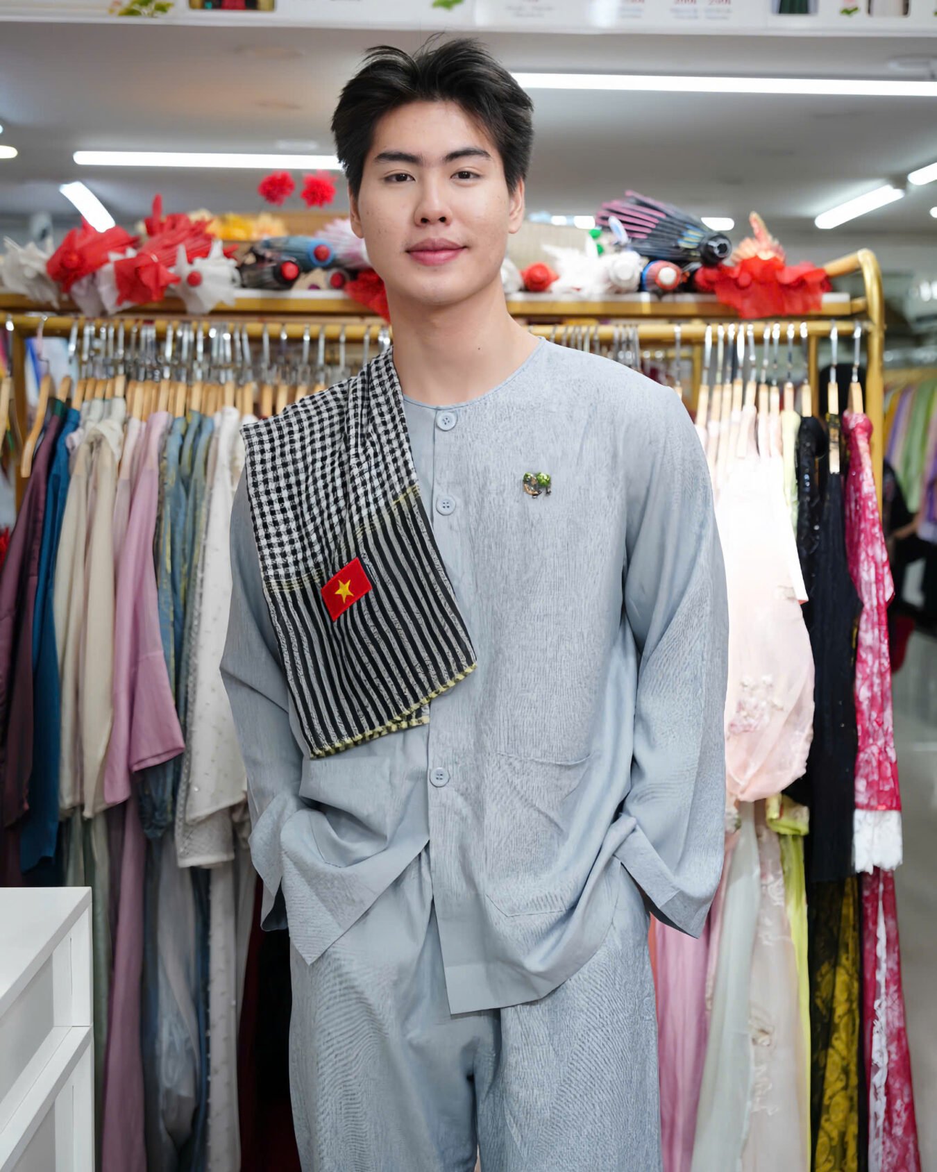 Cho Thuê Áo Bà Ba Nam Xám Lụa
