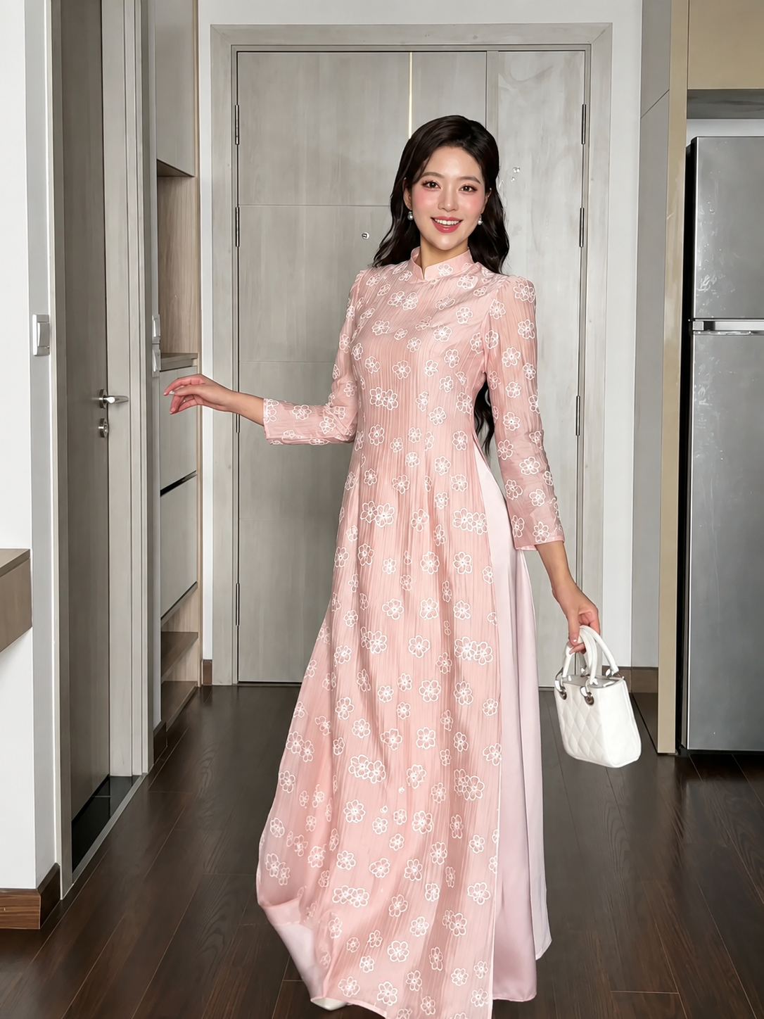 Cho Thuê Áo Dài Nữ Hồng Thêu Hoa Trắng