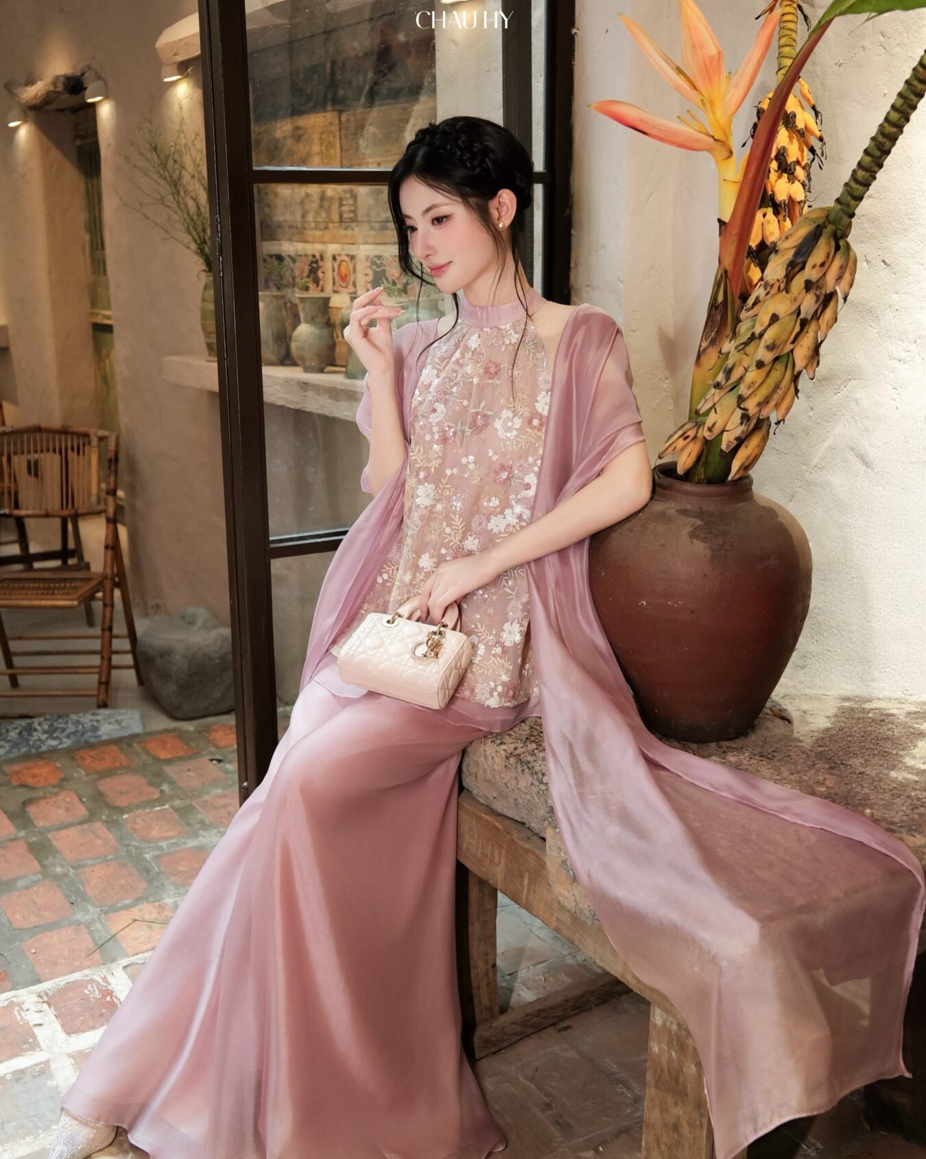 Cho Thuê Yếm Hồng Kim Sa