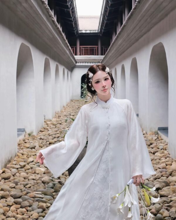 Cho Thuê Áo Dài Nữ Trắng Voan 2 Lớp