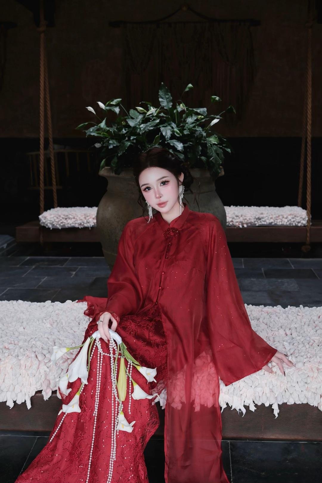 Cho Thuê Áo Dài Nữ Đỏ Voan 2 Lớp