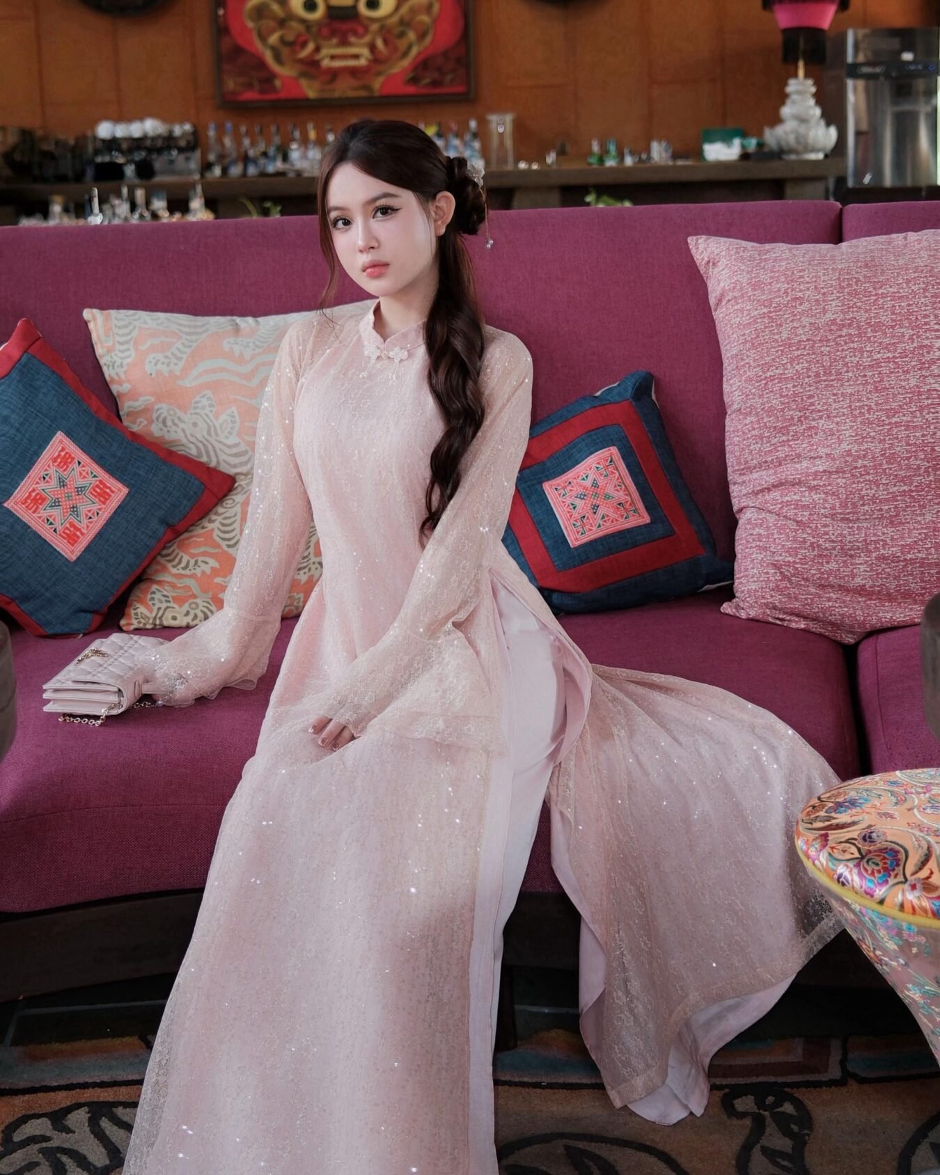Cho Thuê Áo Dài Nữ Hồng Cổ Trụ Kim Sa Tay Loe